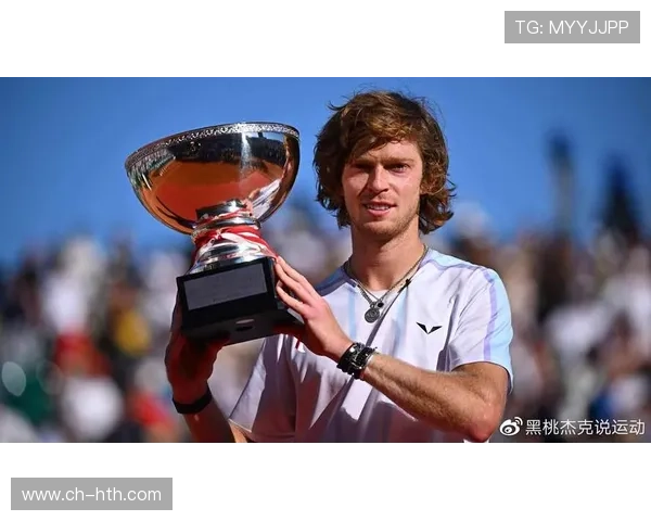 世界网坛风云再起新星崛起与老将争锋成焦点年度大赛激战引发热议 世界网坛风云再起新星崛起与老将争锋成焦点年度大赛激战引发热议