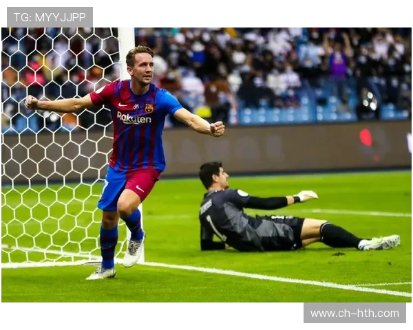 巴塞罗那逆转战胜皇家马德里取得关键胜利引发全城狂欢