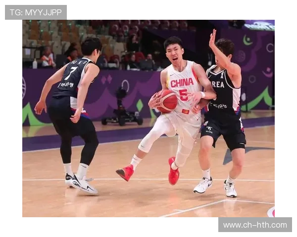 中国男篮力克澳大利亚迎来世界杯四强梦，赛后球员与教练员共同展望未来