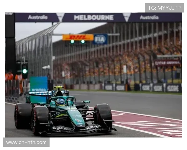 围绕F1赛场最新动态车队博弈升级车手转会风云与技术革新全景解读